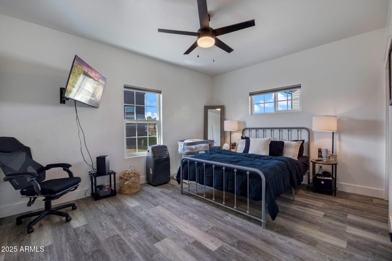 Guest House Master Suite