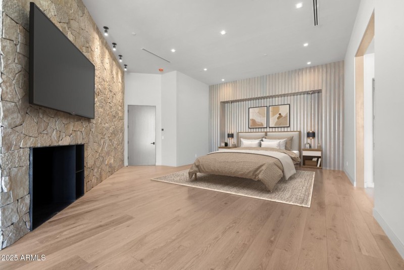 024_Virtually Staged Primary Bedroom