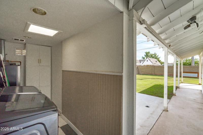 30-Laundry Room Storage