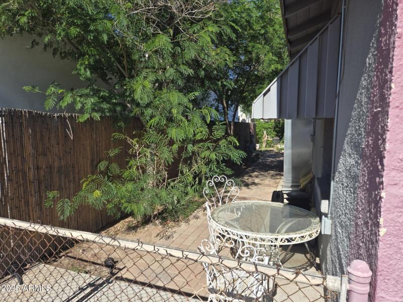 20251104_121732_resized