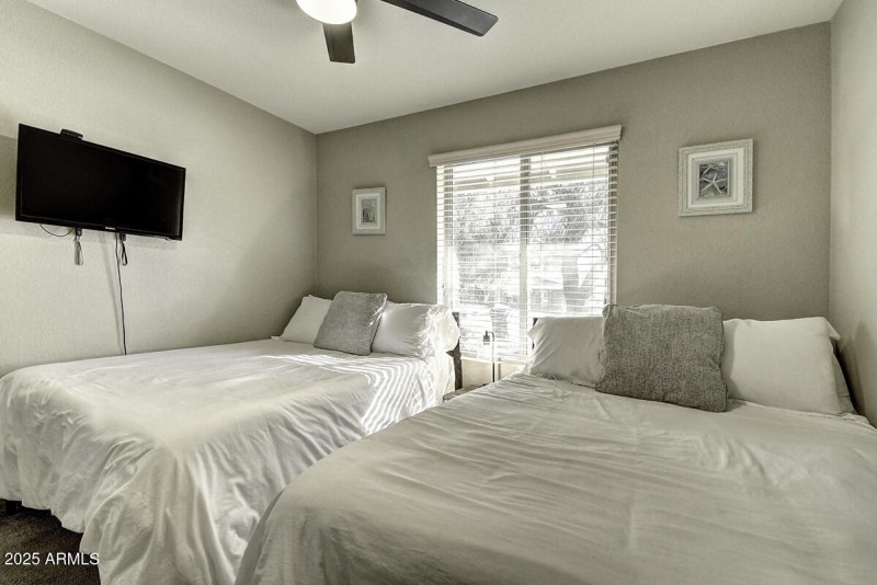 4524 E Kelton Lane Copy (19)