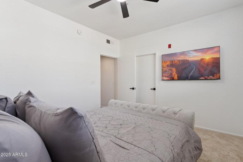 Guest Bedroom Fully Furnished