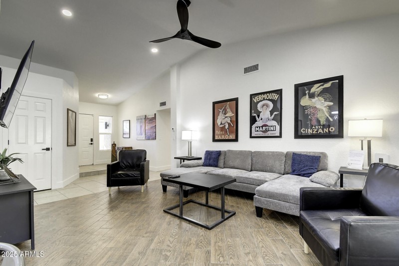 6250 E Janice Way (21)