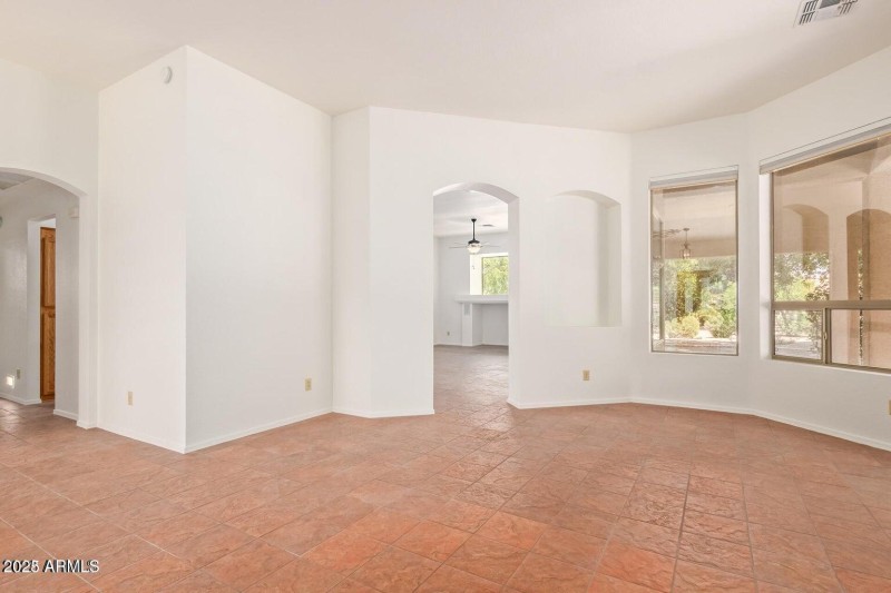 20220829160024573535000000-o