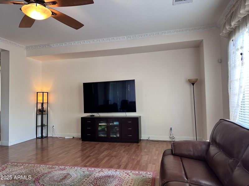 2576 E Dogwood Dr_1 of 3