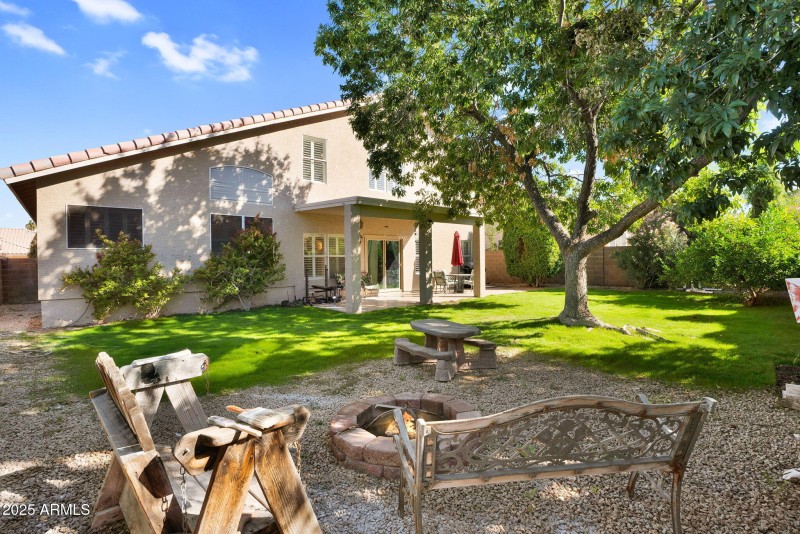 38-web-or-mls-4257 E Michelle Ave - 44