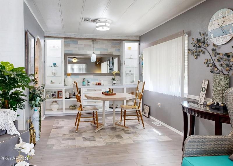 11411-N-91st-Ave-214429