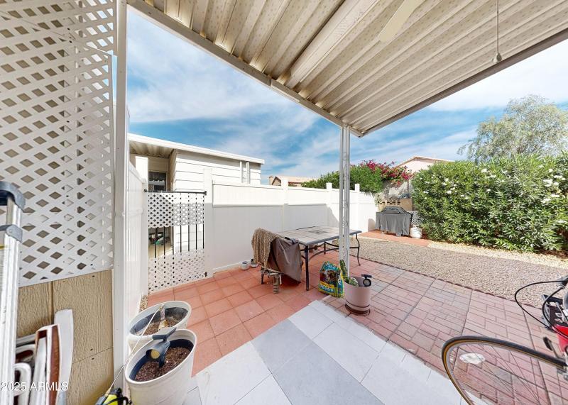 11411-N-91st-Ave-11032025_221336