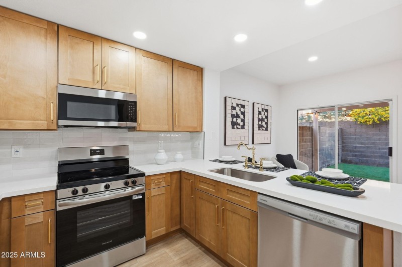 11-web-or-mls-011_ListerPros