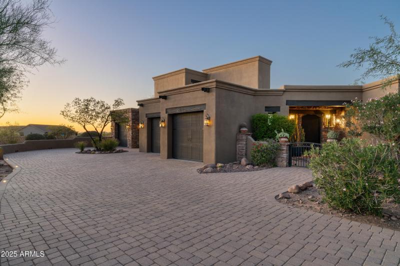 2466 S Pinyon Village (8 of 85)