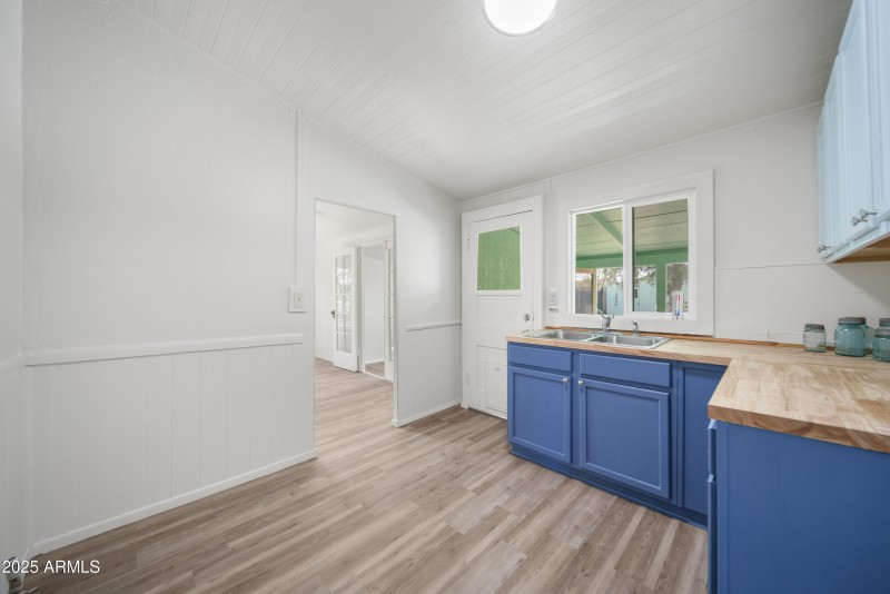 10.166 N Jefferson Street