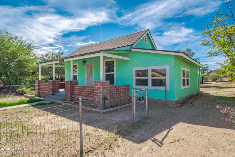 21.166 N Jefferson Street