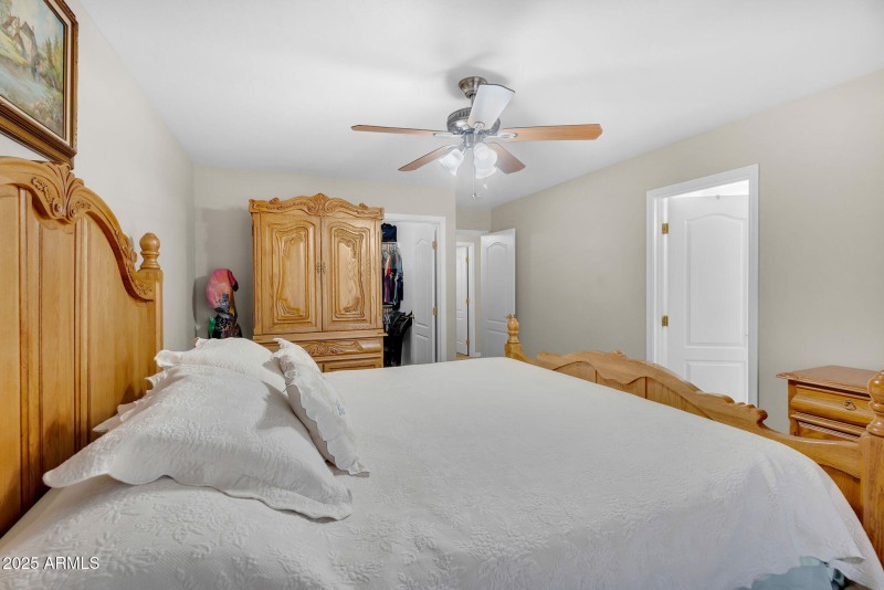 21-web-or-mls-Palm Beach-23