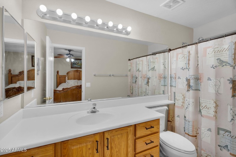 23-web-or-mls-Palm Beach-26