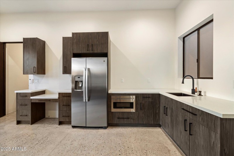 Guest House Kitchenette