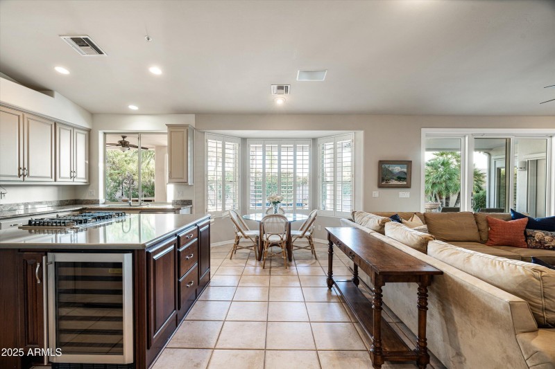 12-10836 N 95th Pl (12 of 64)