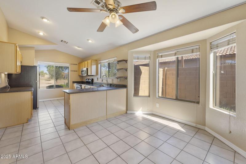 32-web-or-mls-_TM_7022