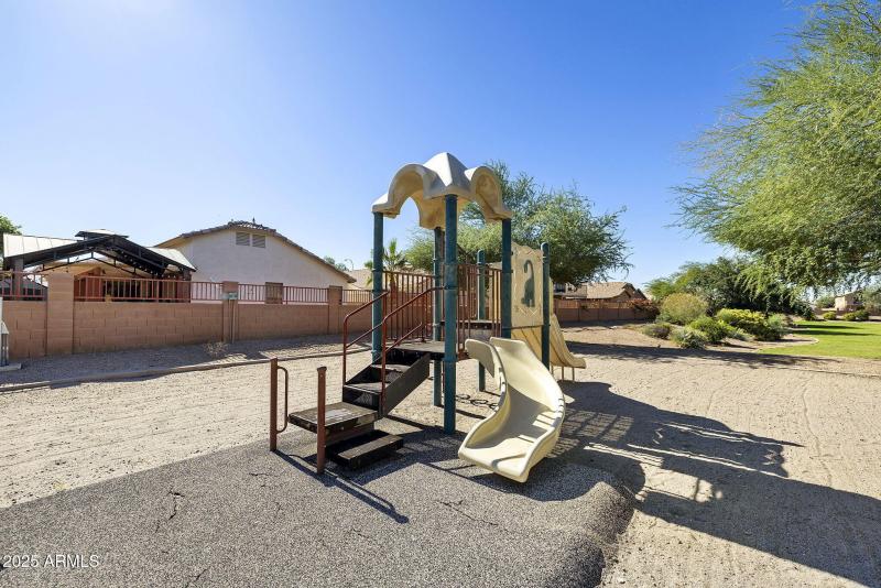 69-web-or-mls-_TM_7158