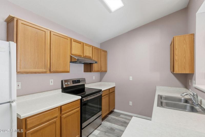 007__645 W Mirage Loop