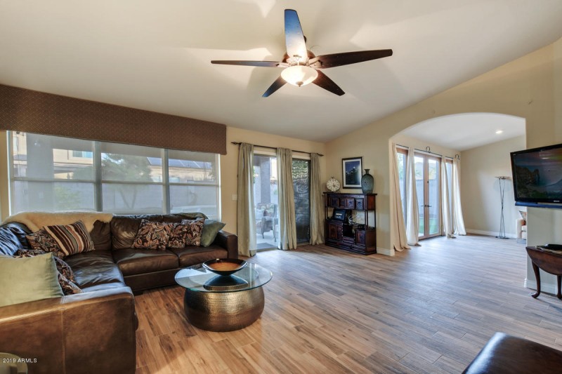 4224-East-Spur-Drive-17