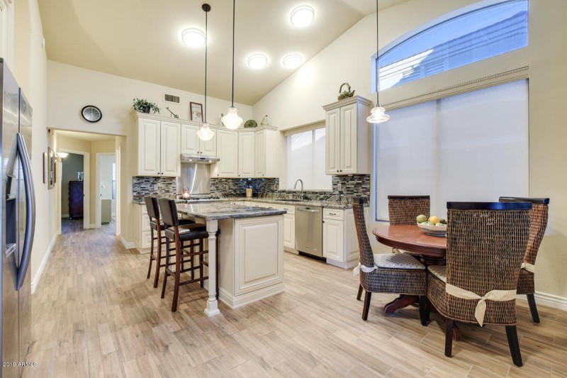 4224-East-Spur-Drive-20