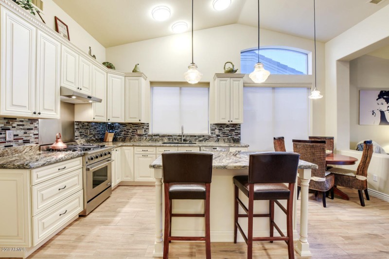 4224-East-Spur-Drive-21