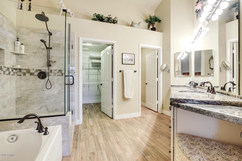 4224-East-Spur-Drive-32