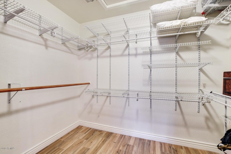 4224-East-Spur-Drive-35