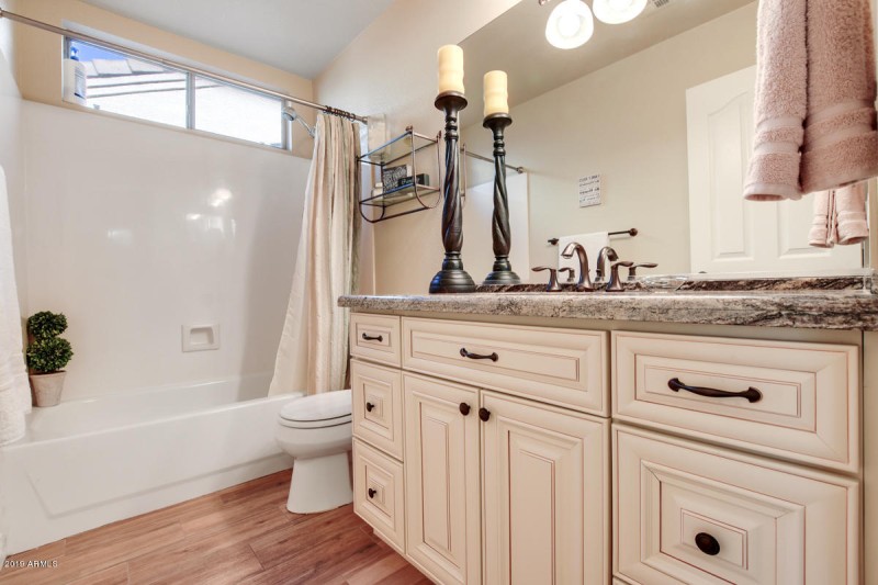 4224-East-Spur-Drive-38