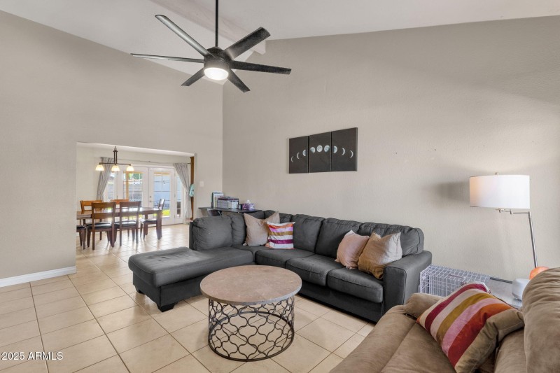 9-web-or-mls-3011-s-ext-rd