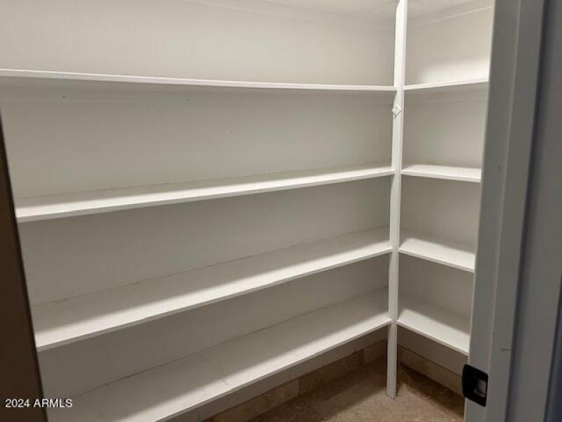Walk-in Pantry
