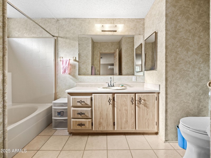 16-print-18278 PM Henley Ave-16