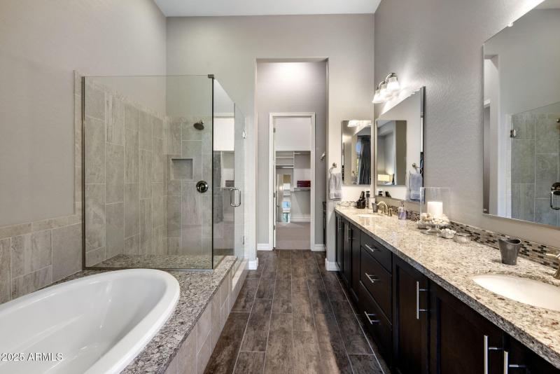 11-web-or-mls-D46A0323 copy