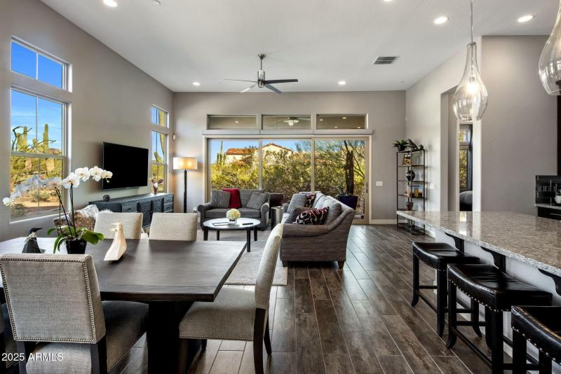 19-web-or-mls-D46A0380 copy