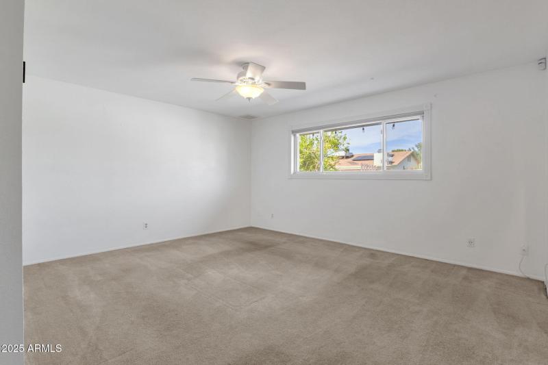 22-web-or-mls-1704-e-bell-de-mar-dr