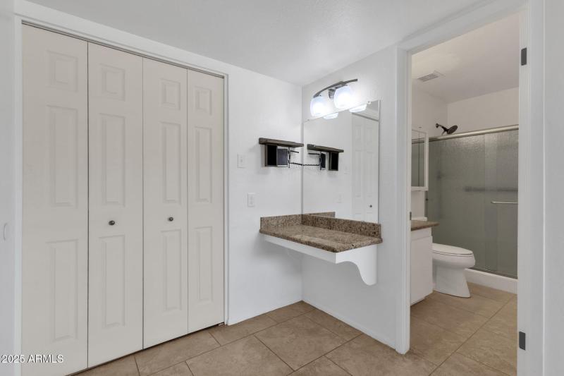 31-web-or-mls-1704-e-bell-de-mar-dr