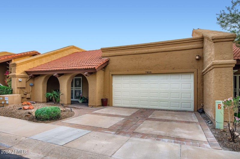 7813 East Coronado Rd - Web Quality - 00