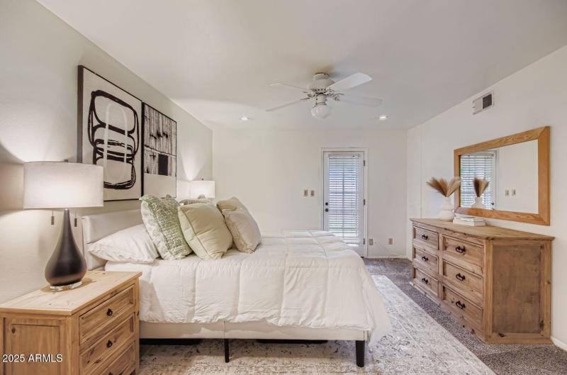 7813 East Coronado Rd - Web Quality - 01