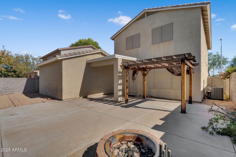 35-web-or-mls-California-33