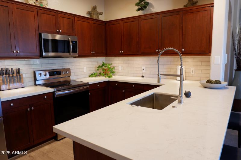 Kitchen quartz counters