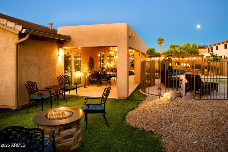 Spacious Covered Patio