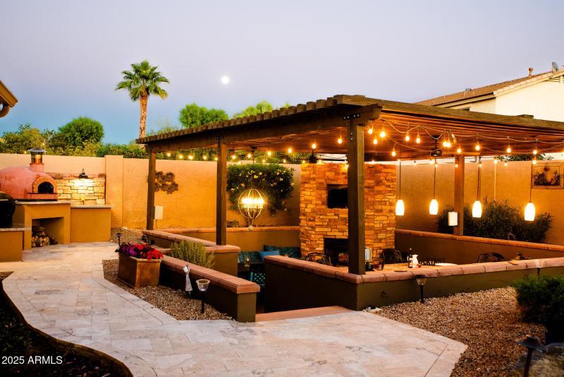 Wow, Spectacular Sunken BBQ Area