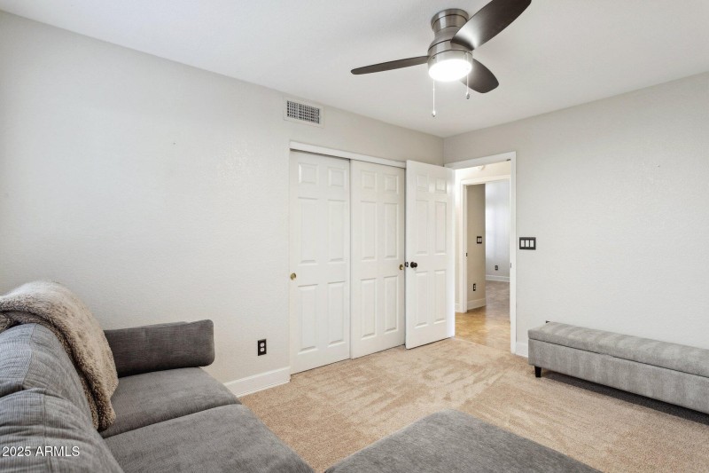 28-web-or-mls-4740-e-villa-maria-dr