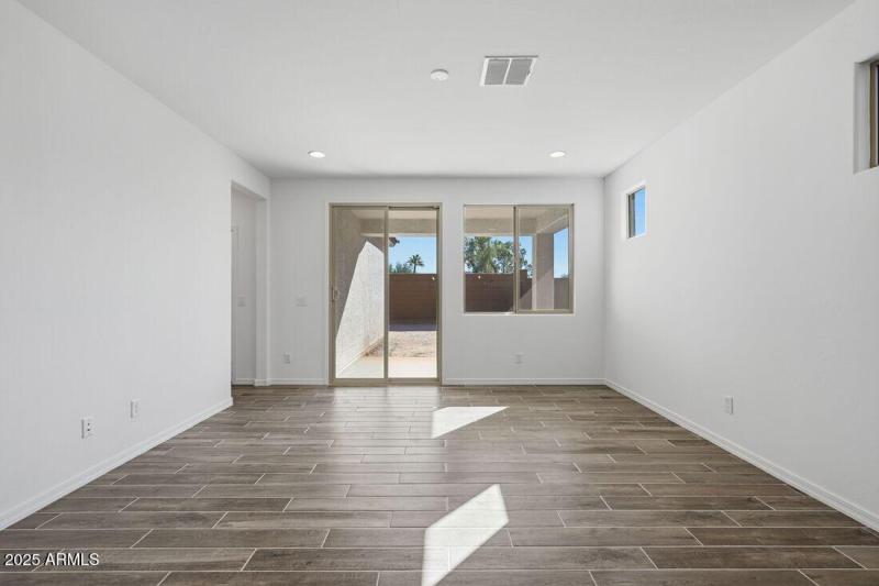 hj-az-phoenix-stonehaven-discovery-brixt