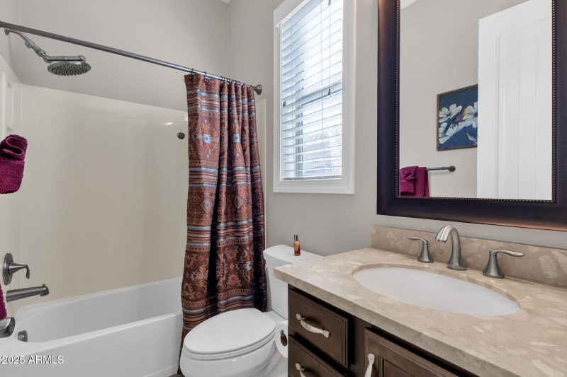 2nd bedroom on suite bathroom