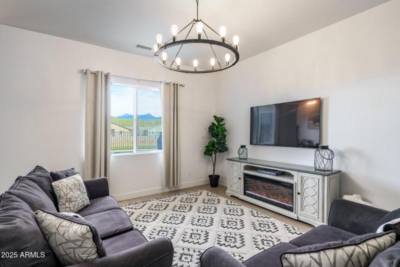 11780 Pegasus Rd, Bellemont (17 of 47)