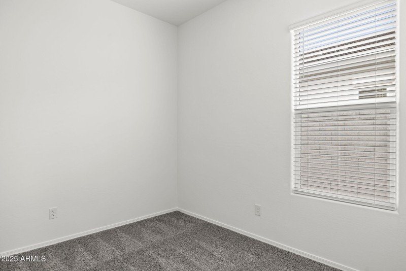 25-web-or-mls-15649-w-smoketree-dr-lot-1