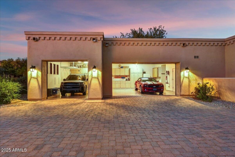 Oversized 3 Car Garage