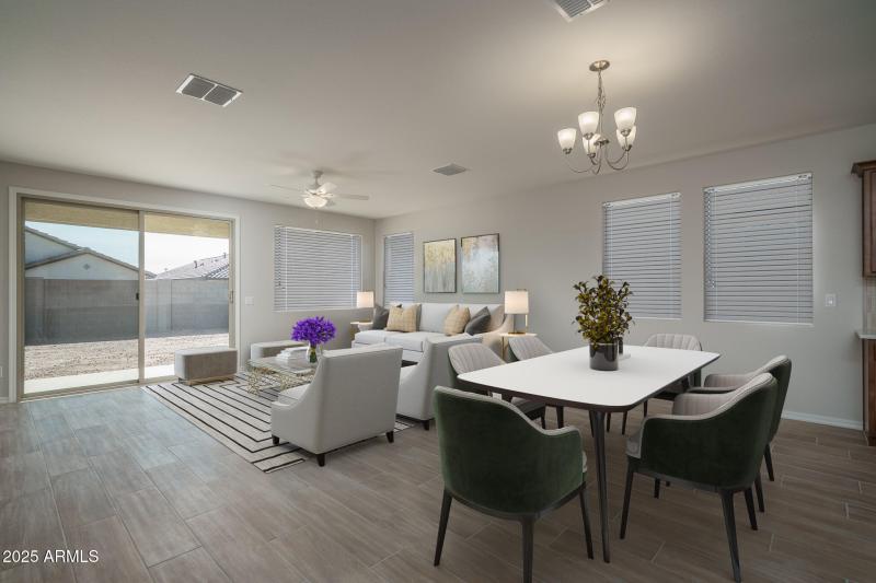 5VS) DINING TO GREAT ROOM