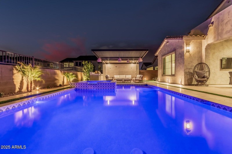 20250403021215599178000000-o